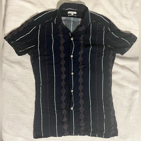 Reiss “Stevie” Diamond Printed Cuban Collar Viscose Shirt, Tom Holland style - Picture 7 of 9